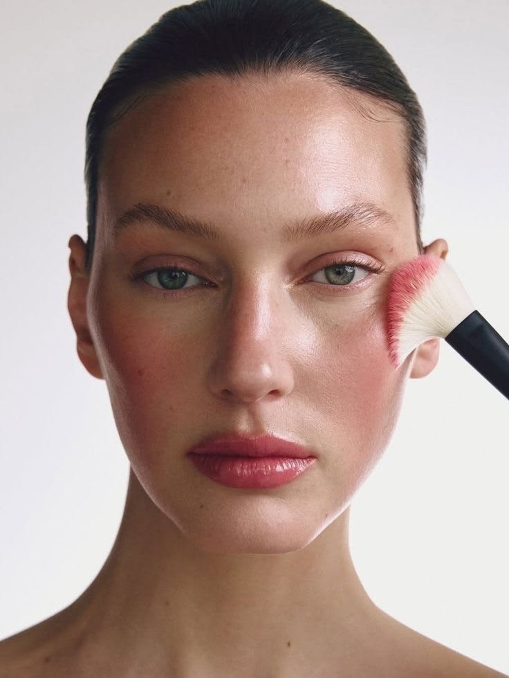 Comment créer une routine beauté minimaliste et efficace 